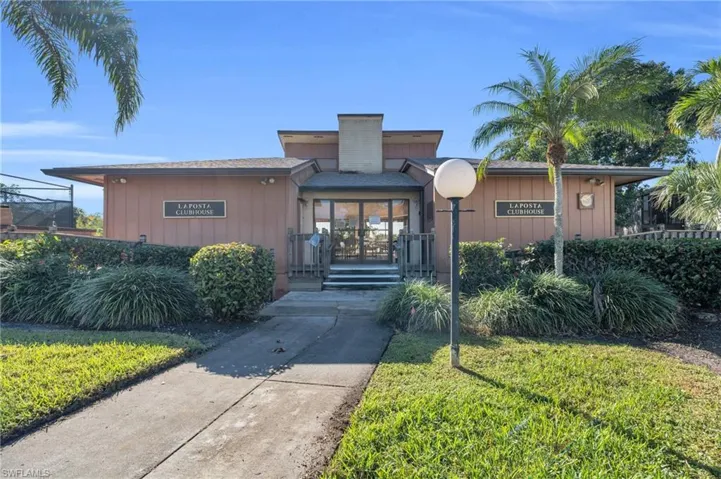 5563 Foxlake Dr, North Fort Myers, Florida 33917