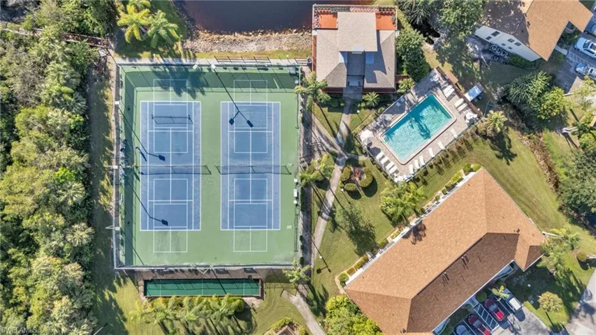 5563 Foxlake Dr, North Fort Myers, Florida 33917