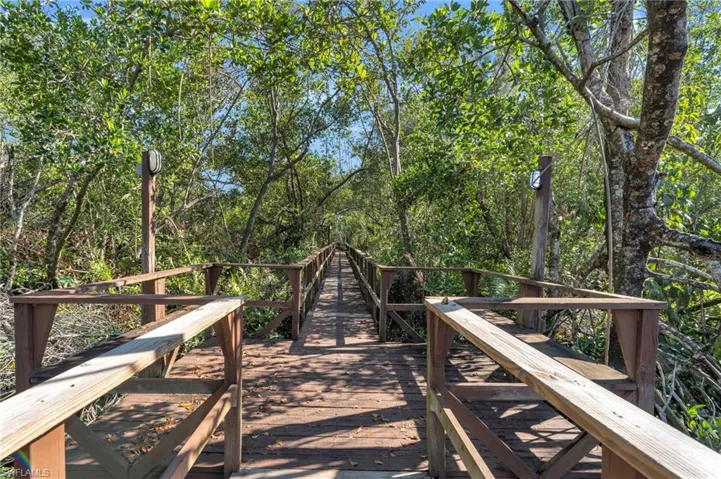 5563 Foxlake Dr, North Fort Myers, Florida 33917