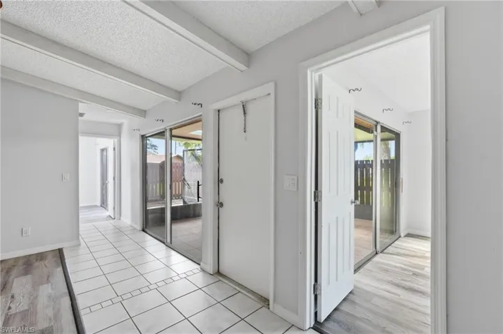 5563  Foxlake  DR, North Fort Myers, FL 33917