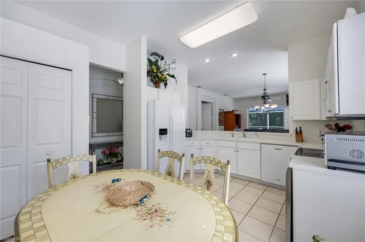 Kitchen Breakfast Room