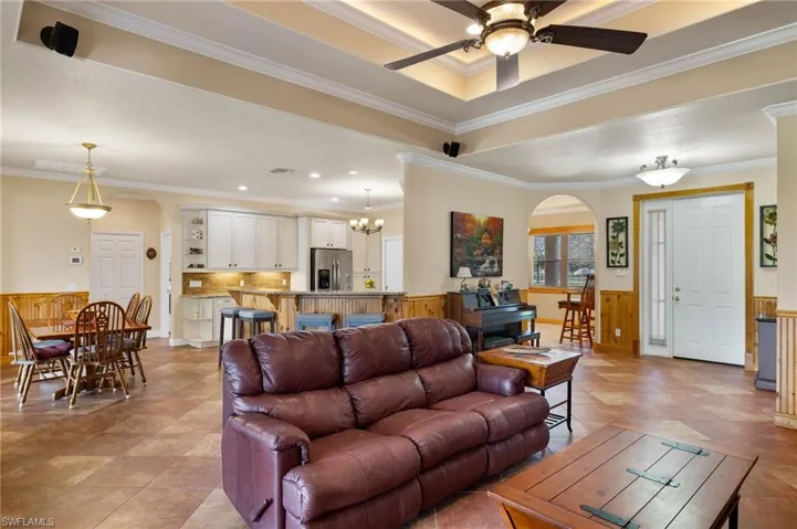 Living Room Tray Ceilings