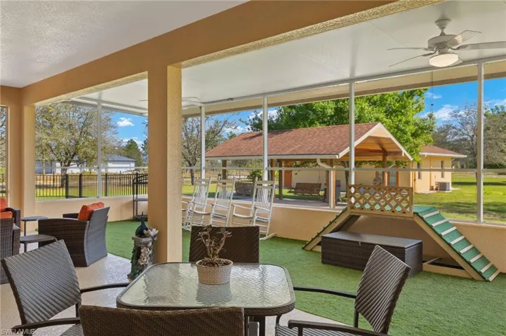 Spacious Lanai Perfect for Entertaining