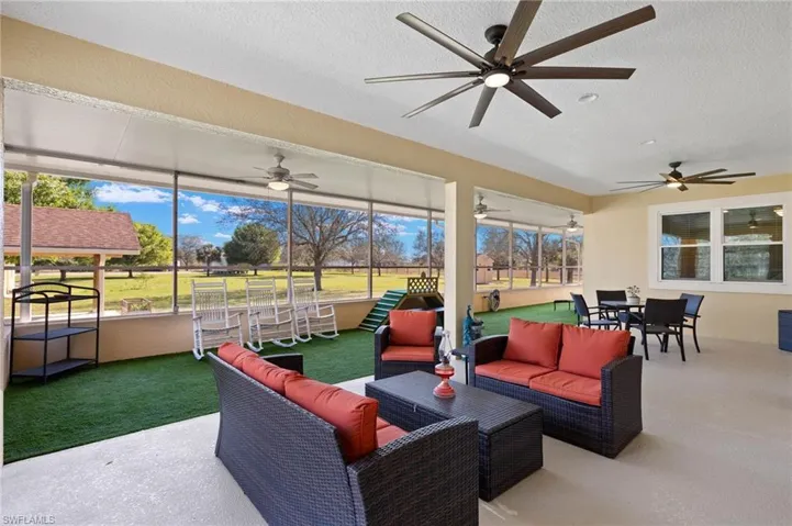 Gorgeous Lanai