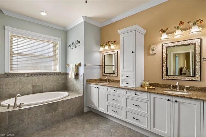 Master Bathroom with Garden Tub