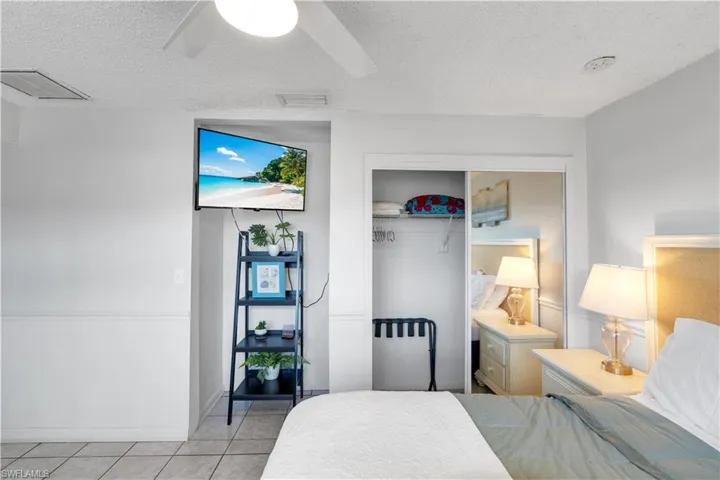 4353 Country Club Blvd D, Cape Coral, Florida 33904