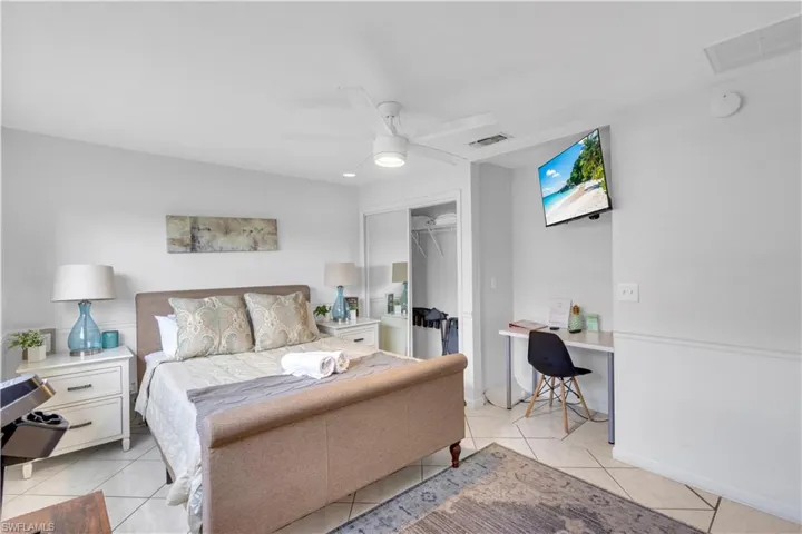 4353 Country Club Blvd D, Cape Coral, Florida 33904