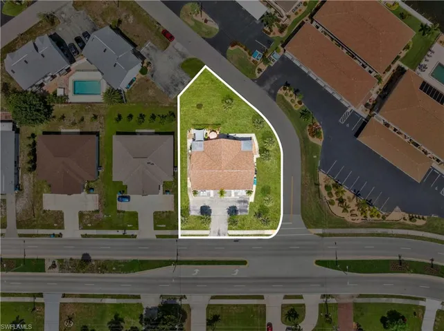 4353 Country Club Blvd D, Cape Coral, Florida 33904