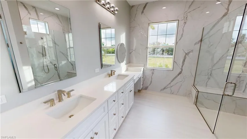 Primary bath