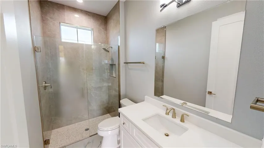 Guest Bath 1