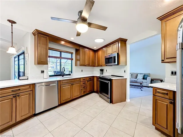 1201 Westfield Dr, Fort Myers, Florida 33919