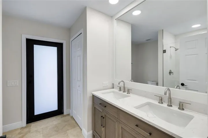 235  Silverado  DR, Naples, FL 34119