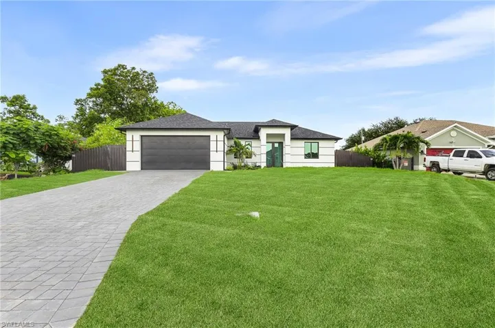 1414 Ne 18th Ave, Cape Coral, Florida 33909