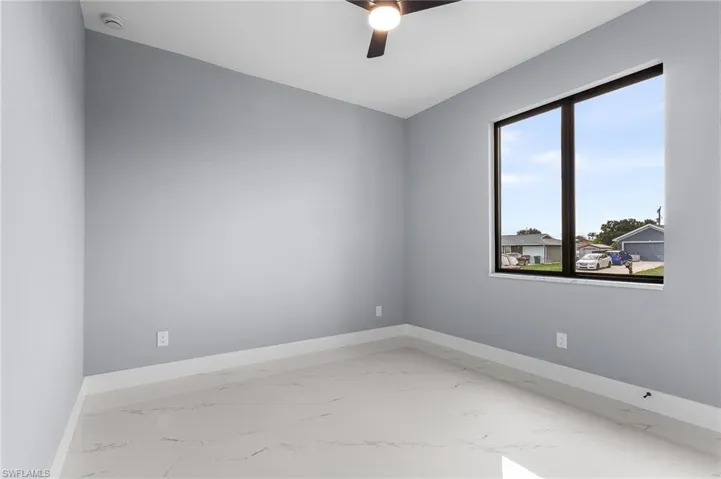 1414 Ne 18th Ave, Cape Coral, Florida 33909