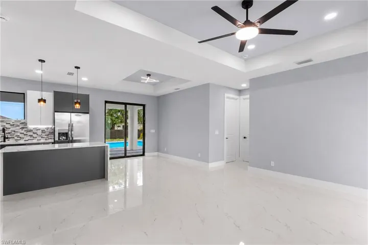 1414 Ne 18th Ave, Cape Coral, Florida 33909