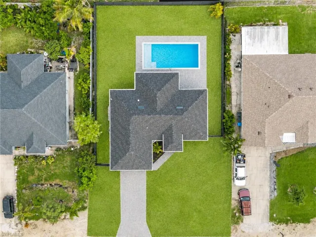 1414 Ne 18th Ave, Cape Coral, Florida 33909