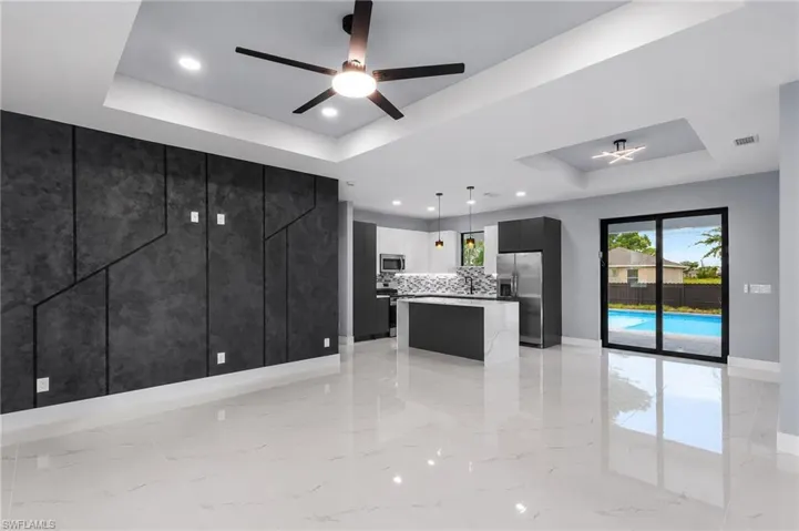 1414 Ne 18th Ave, Cape Coral, Florida 33909