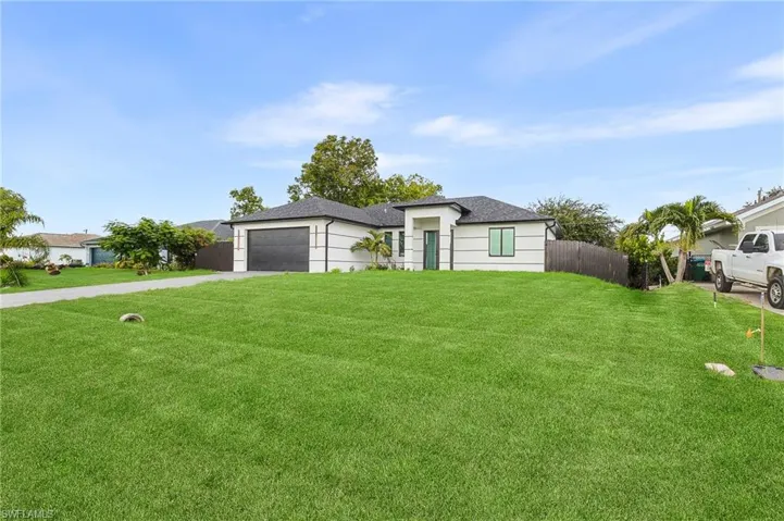1414 Ne 18th Ave, Cape Coral, Florida 33909