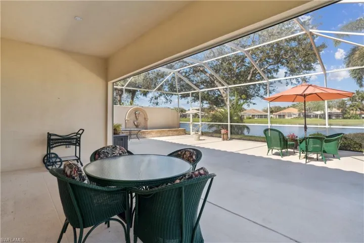 5051  Jarvis  LN, Naples, FL 34119