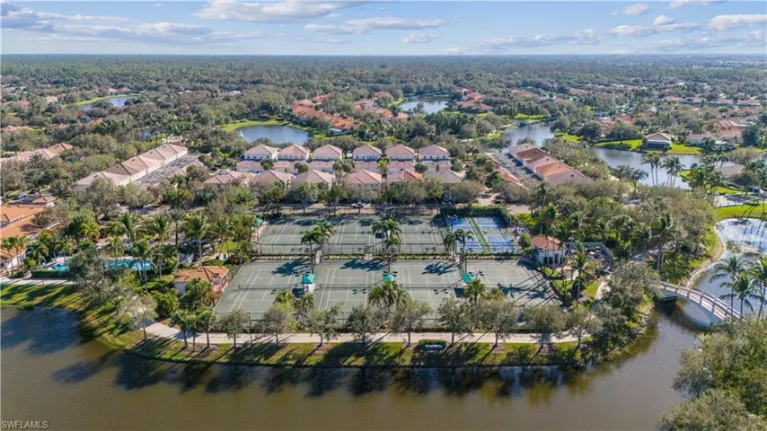 5051  Jarvis  LN, Naples, FL 34119