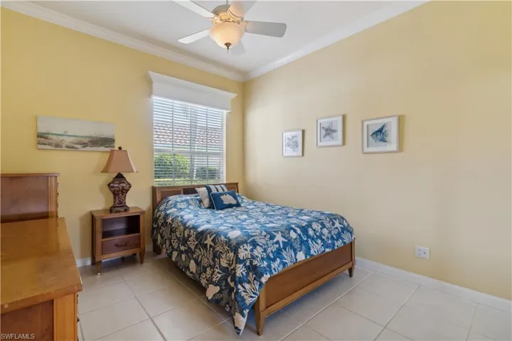 5051  Jarvis  LN, Naples, FL 34119