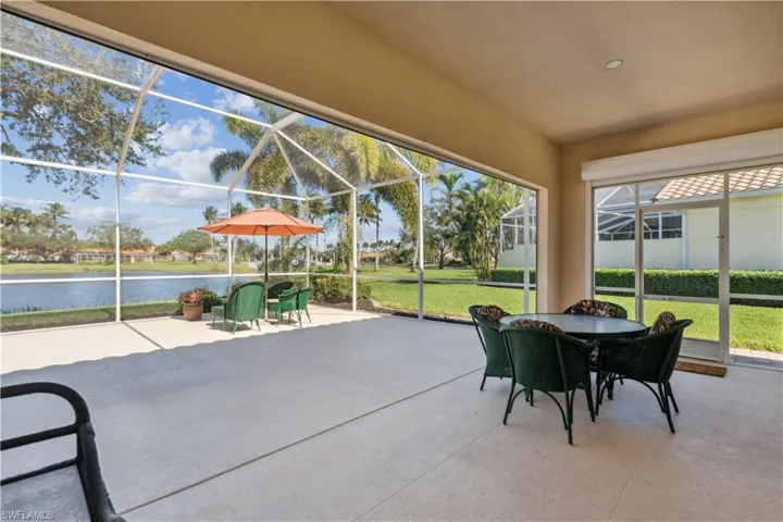 5051  Jarvis  LN, Naples, FL 34119