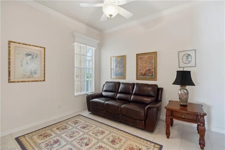 5051  Jarvis  LN, Naples, FL 34119