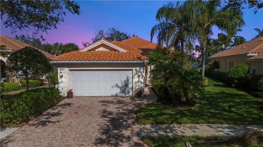 5051  Jarvis  LN, Naples, FL 34119