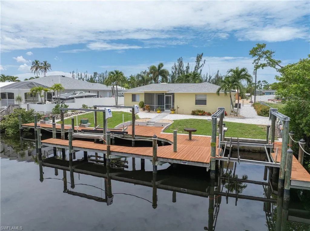 5258 Genesee PKWY, Bokeelia, FL 33922,2025000234