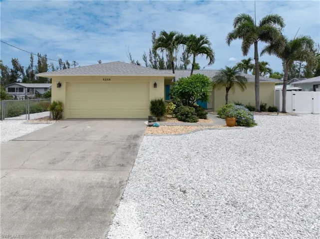 5258 Genesee PKWY, Bokeelia, FL 33922,2025000234
