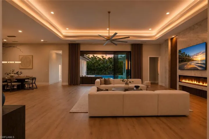 1364 Cypress Woods Dr, Naples, Florida 34103