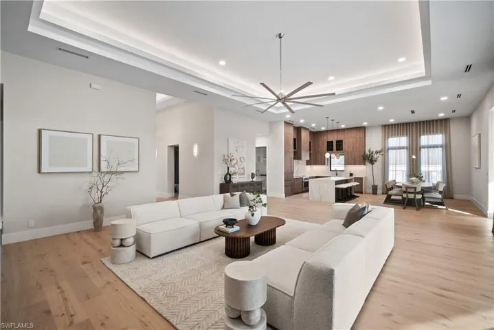 1364 Cypress Woods Dr, Naples, Florida 34103