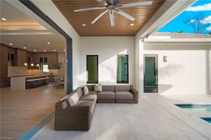 1364 Cypress Woods Dr, Naples, Florida 34103