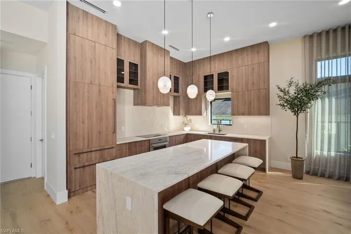 1364 Cypress Woods Dr, Naples, Florida 34103