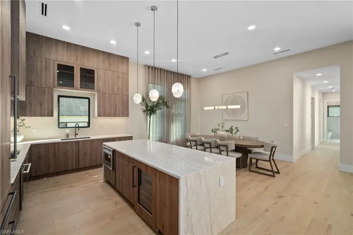 1364 Cypress Woods Dr, Naples, Florida 34103