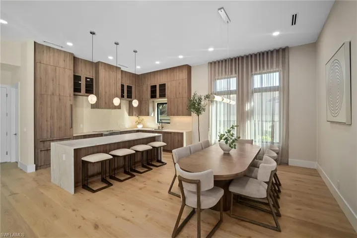 1364 Cypress Woods Dr, Naples, Florida 34103