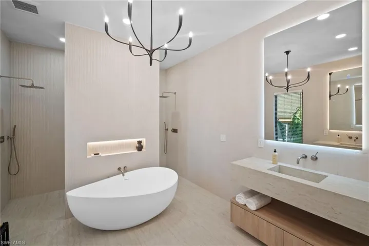 1364 Cypress Woods Dr, Naples, Florida 34103