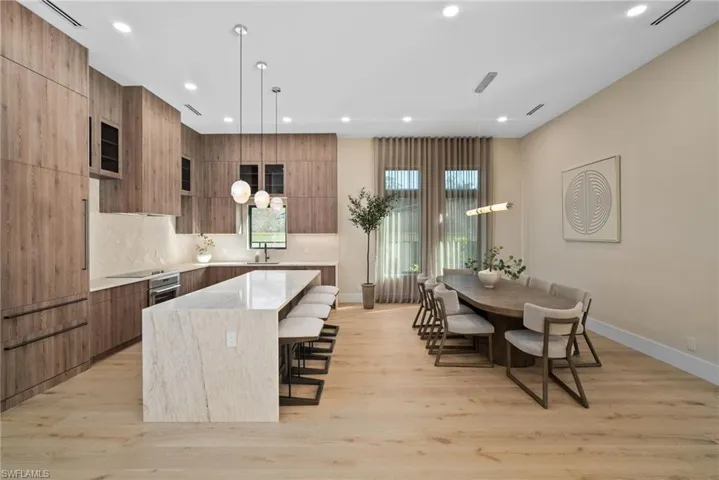 1364 Cypress Woods Dr, Naples, Florida 34103