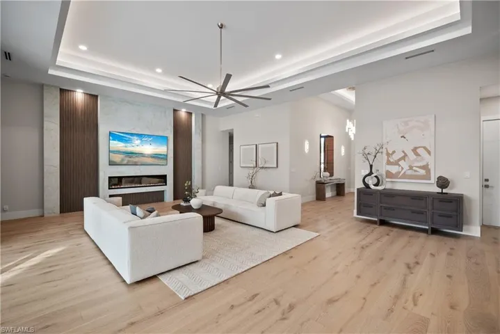 1364 Cypress Woods Dr, Naples, Florida 34103