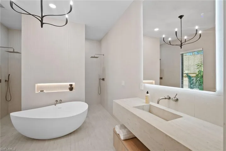 1364 Cypress Woods Dr, Naples, Florida 34103