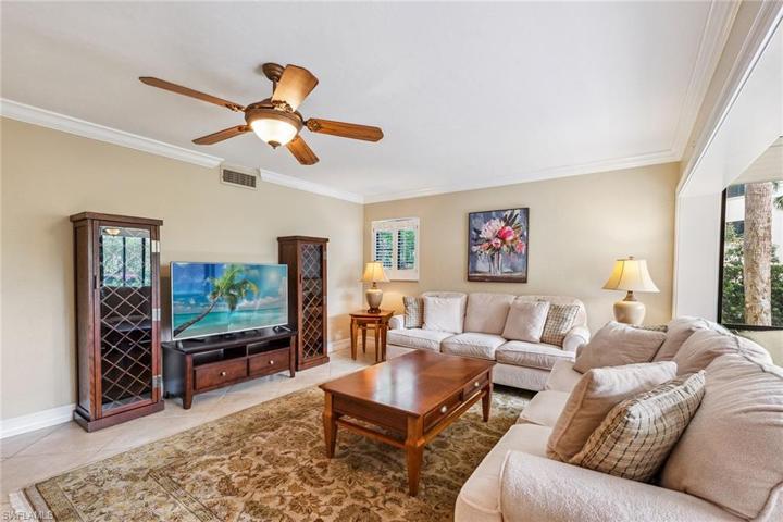 6525 Valen WAY # 106, NAPLES FL 34108