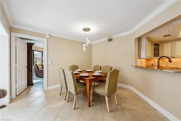 6525 Valen WAY # 106, NAPLES FL 34108