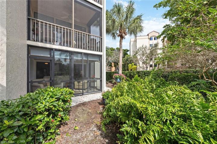 6525 Valen WAY # 106, NAPLES FL 34108