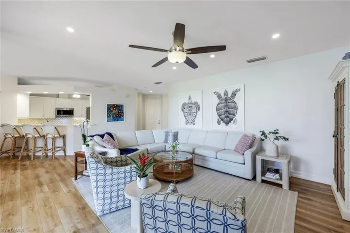 1540 Clermont Dr # F202, Naples, Florida 34109