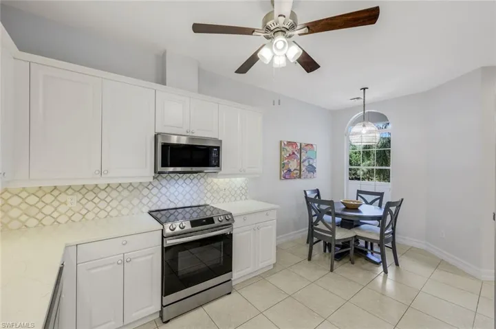 1540 Clermont Dr # F202, Naples, Florida 34109