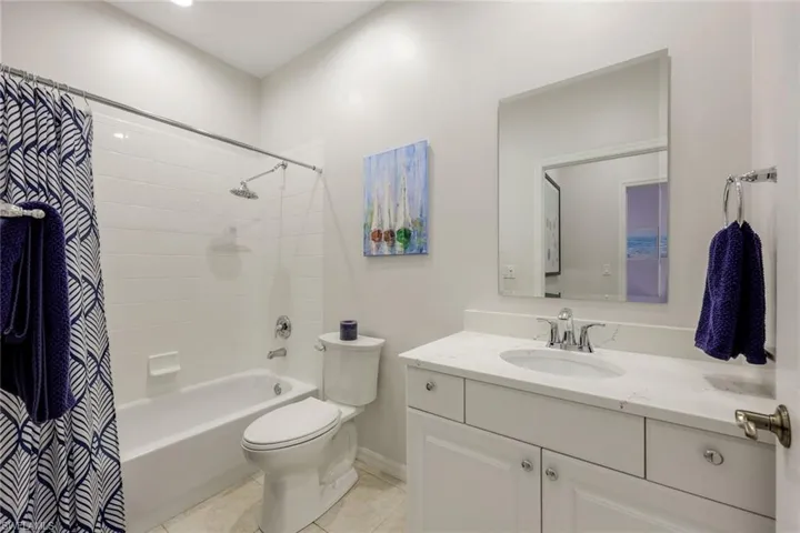 1540 Clermont Dr # F202, Naples, Florida 34109