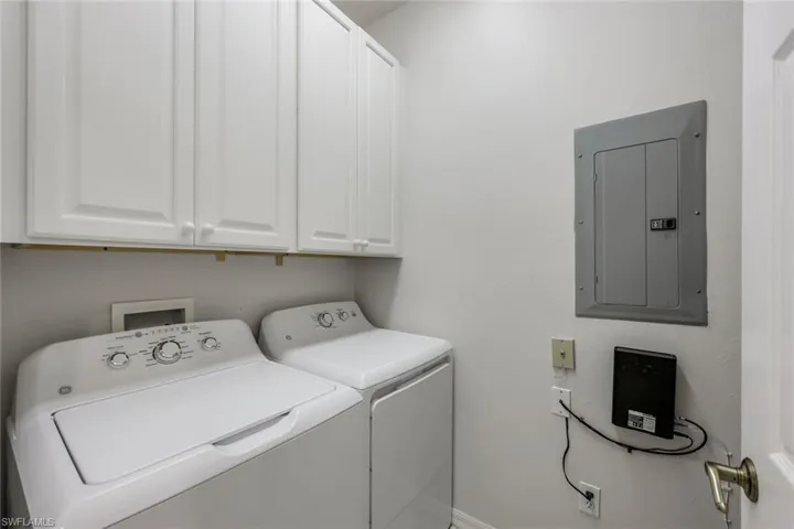1540 Clermont Dr # F202, Naples, Florida 34109