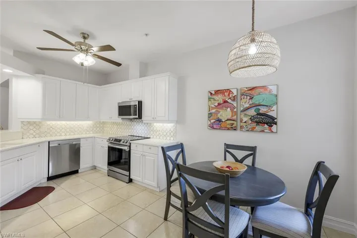 1540 Clermont Dr # F202, Naples, Florida 34109