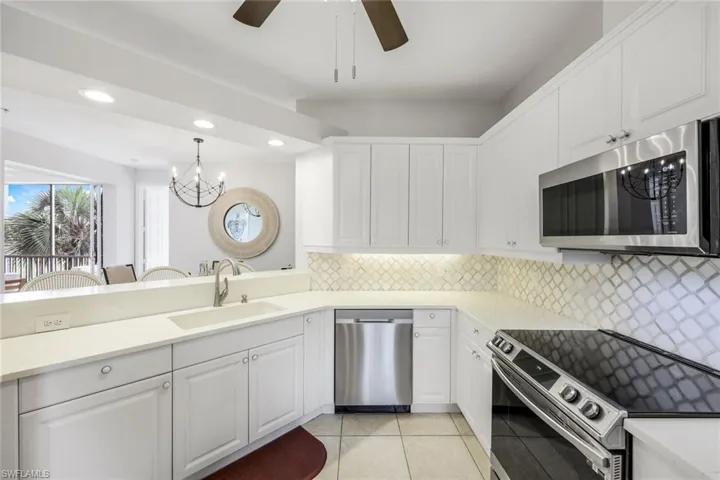 1540 Clermont Dr # F202, Naples, Florida 34109