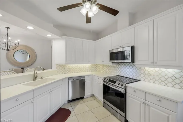 1540 Clermont Dr # F202, Naples, Florida 34109